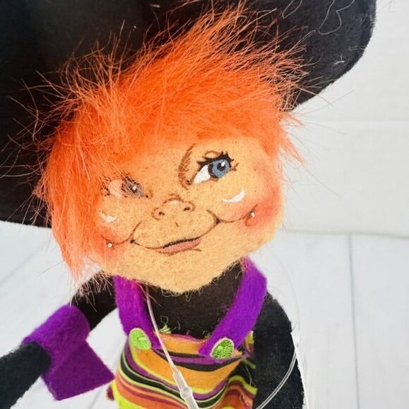 Annalee Halloween Trick or Treat 8" Witch Doll 1983 Egg Thrower - Picture 2 of 13